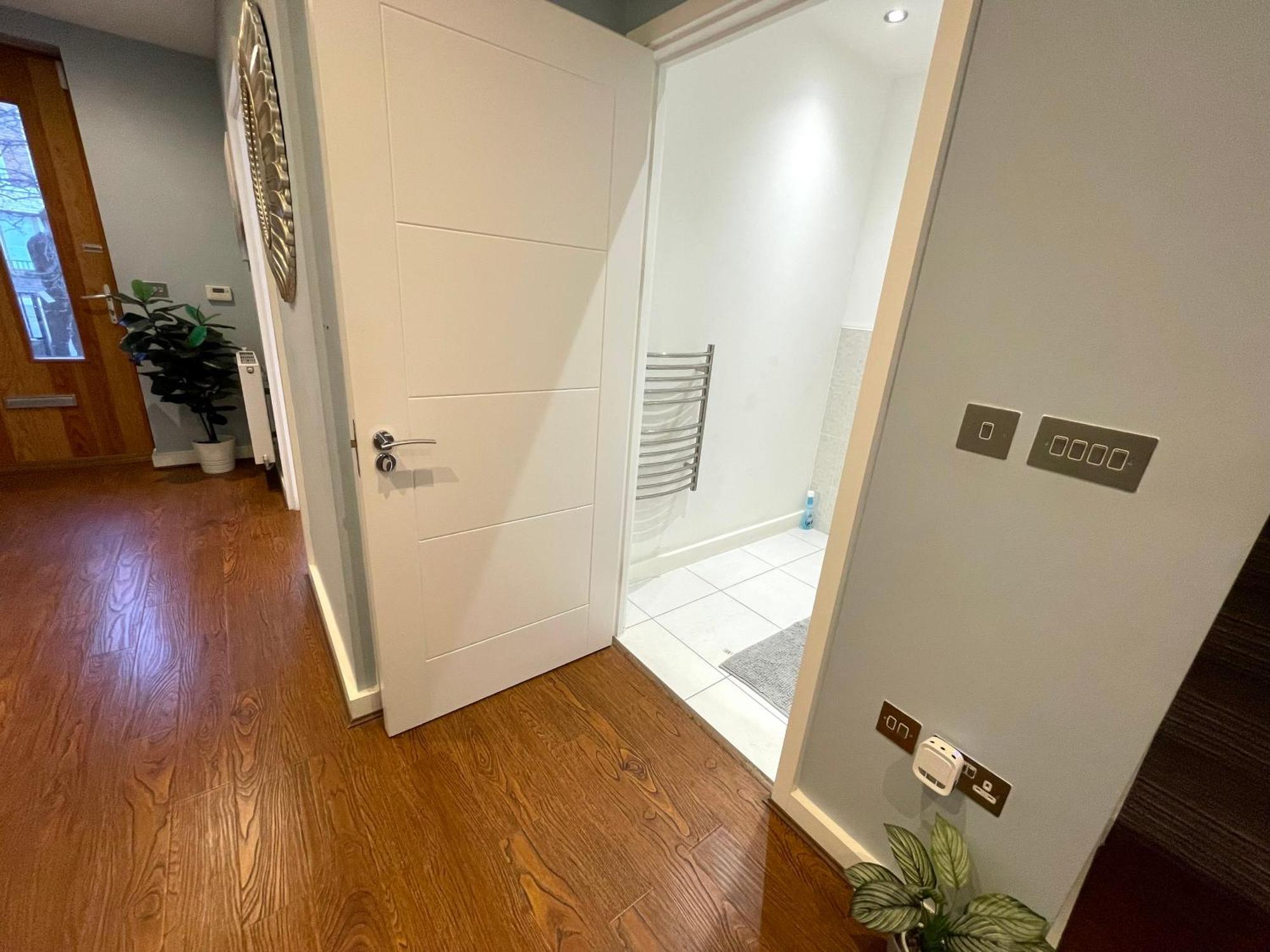 London Stratford Luxury House, 5 Minutes Walk Station, Westfield, 3 Bedrooms 3 Bathrooms, Reception, Garden, Parking Extérieur photo