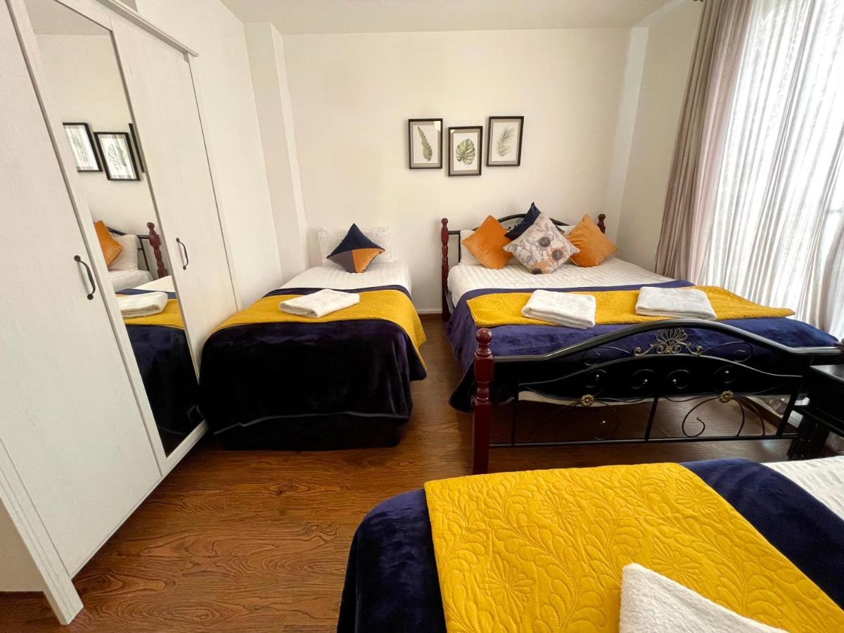 London Stratford Luxury House, 5 Minutes Walk Station, Westfield, 3 Bedrooms 3 Bathrooms, Reception, Garden, Parking Extérieur photo